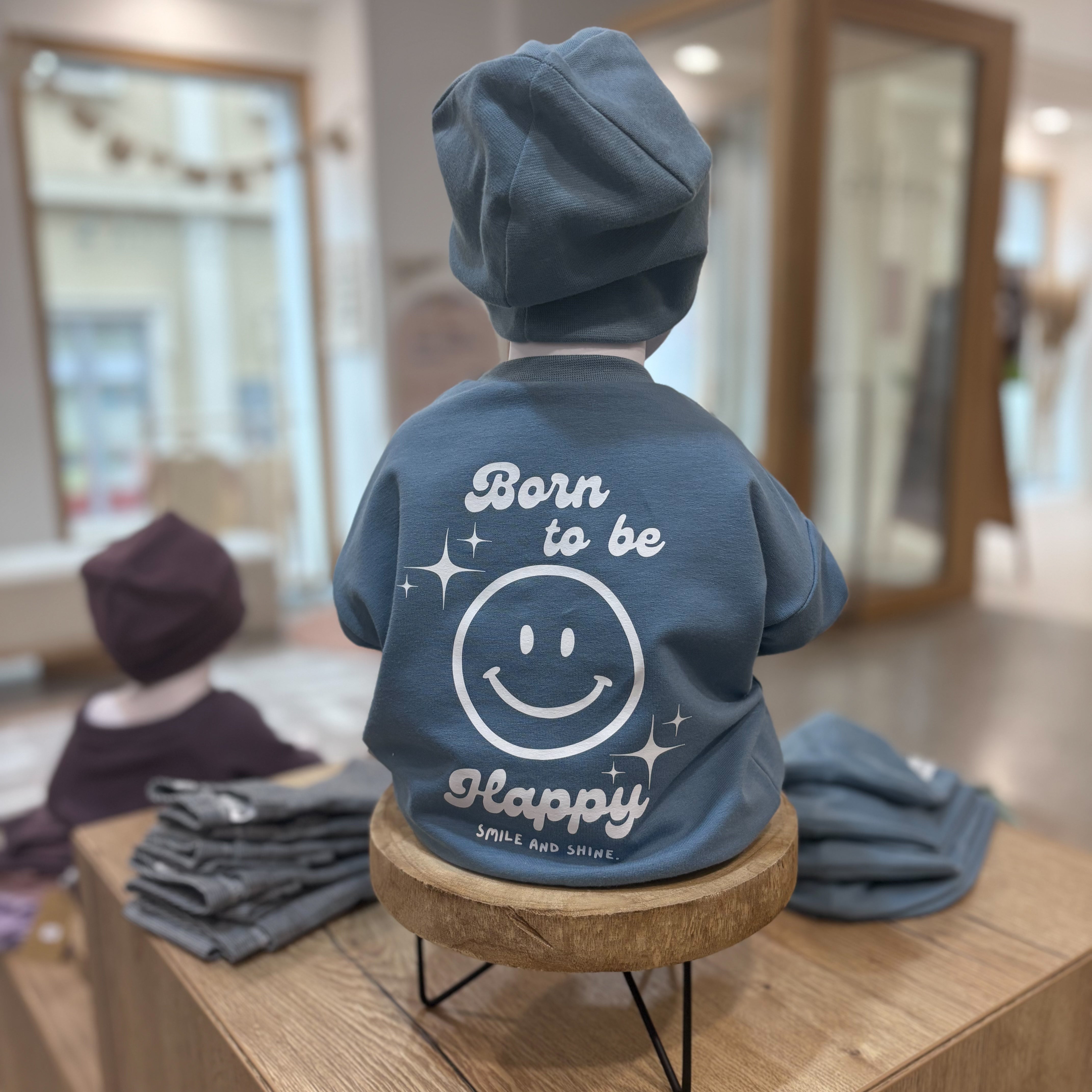 Oversize Sweater "Born to be Happy"